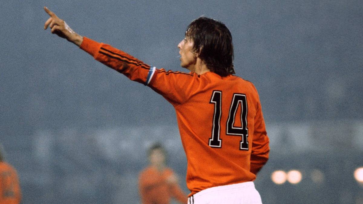 Perché Johan Cruyff è stato il "padre" del calcio moderno - Eurosport