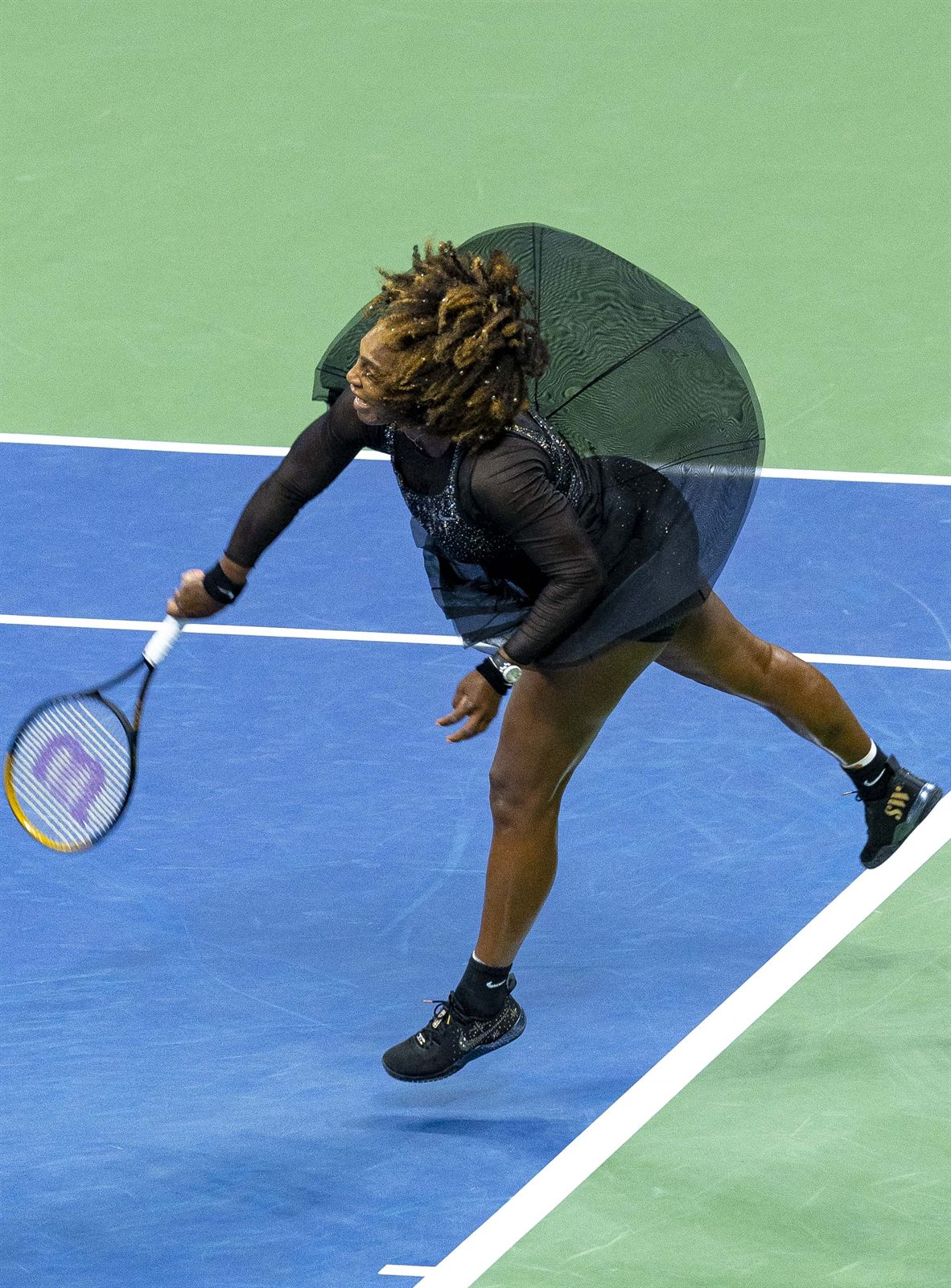 Serena Williams in azione durante gli US Open 2022
